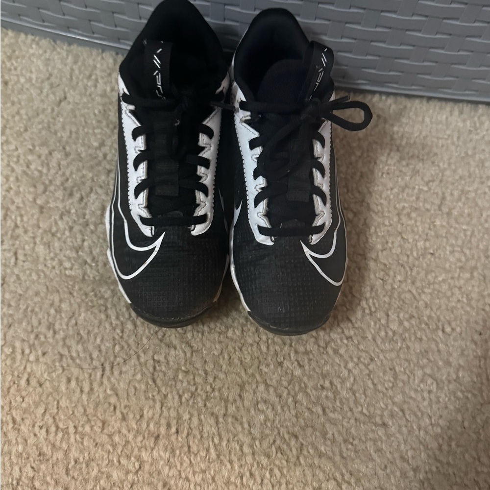 Nike Black and White Sports Sneakers